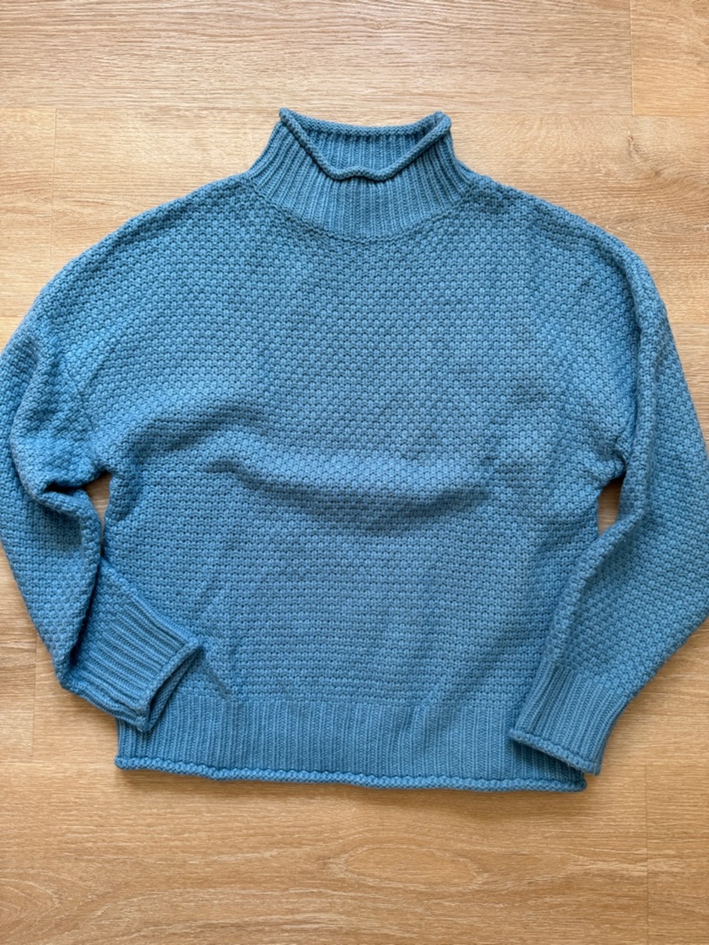 Zesica Blue Mockneck Knit Pattern Sweater Women’s Size Medium
